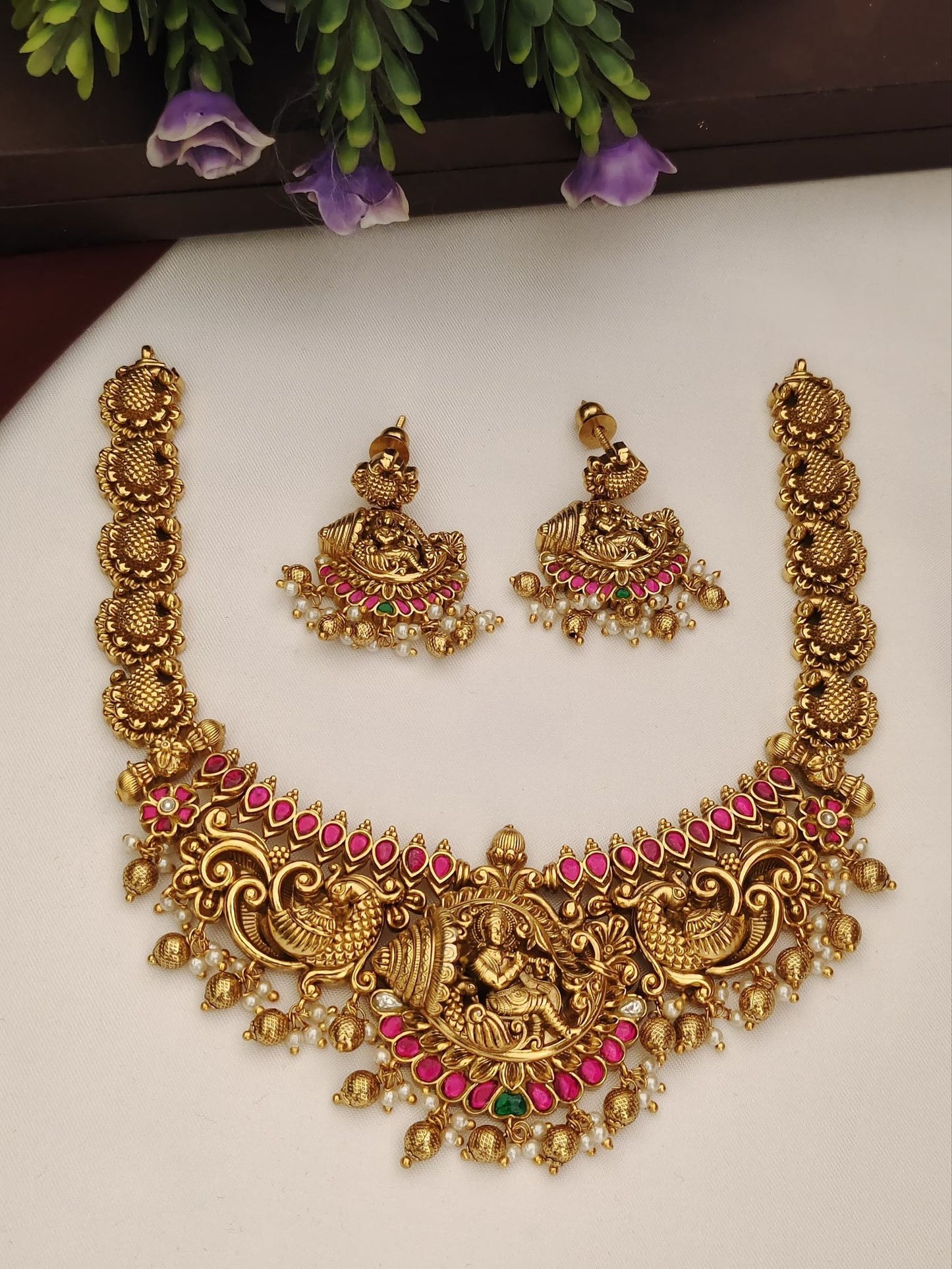 Krishna pendant Jadau necklace set
