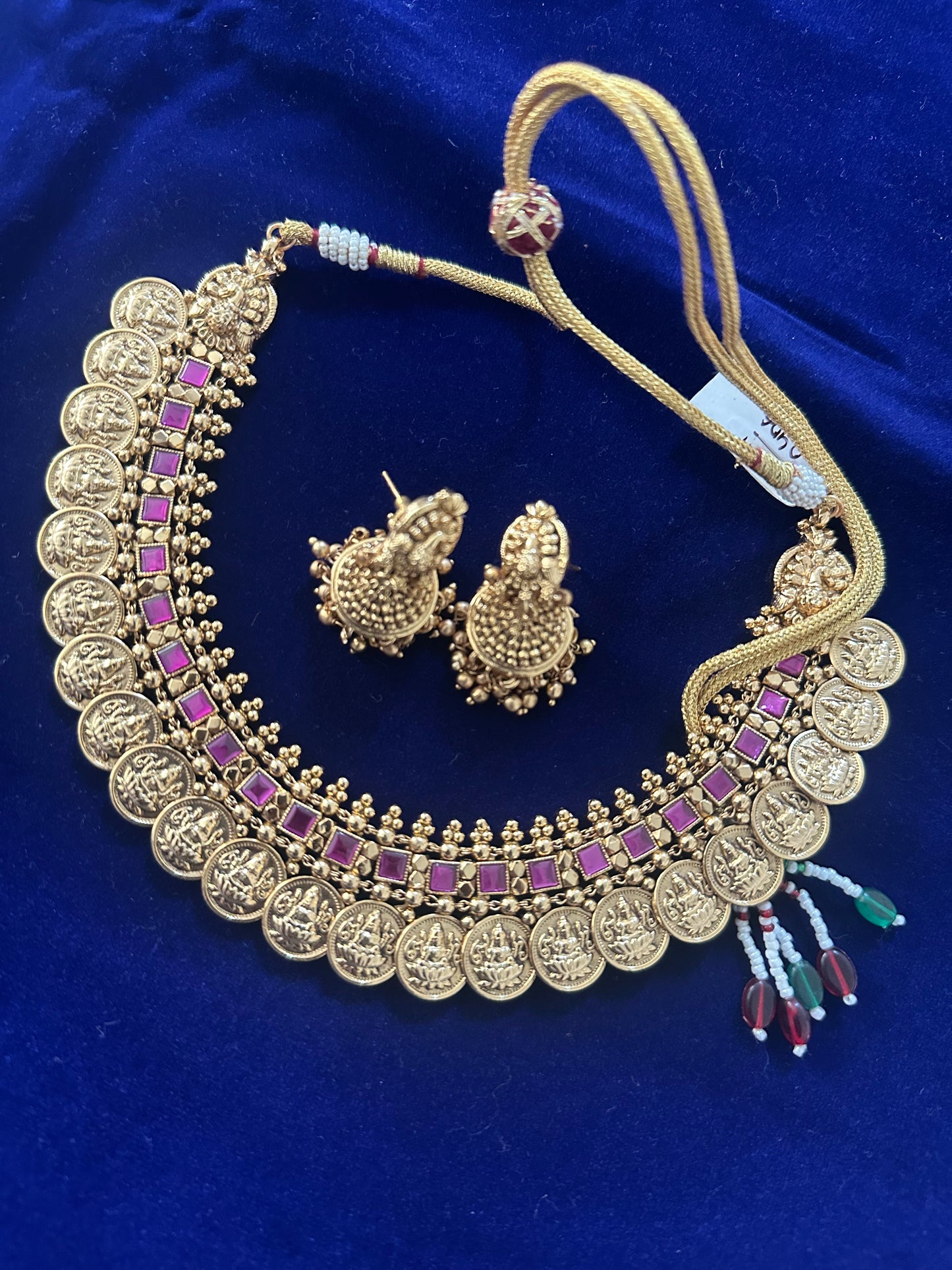 Kaasu Design Short  Jadau Necklace Set with Jhmukas