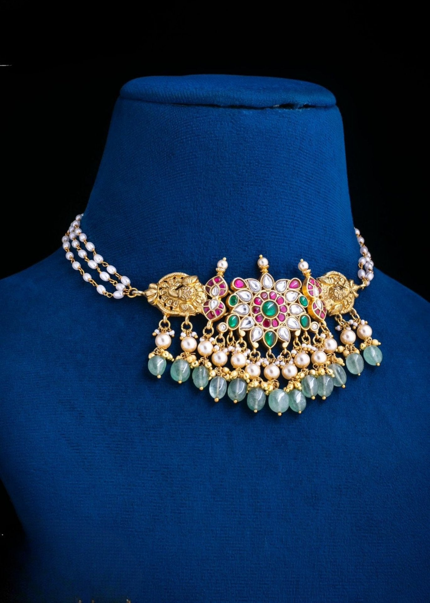 Jadau Kundan Pearls Choker Set