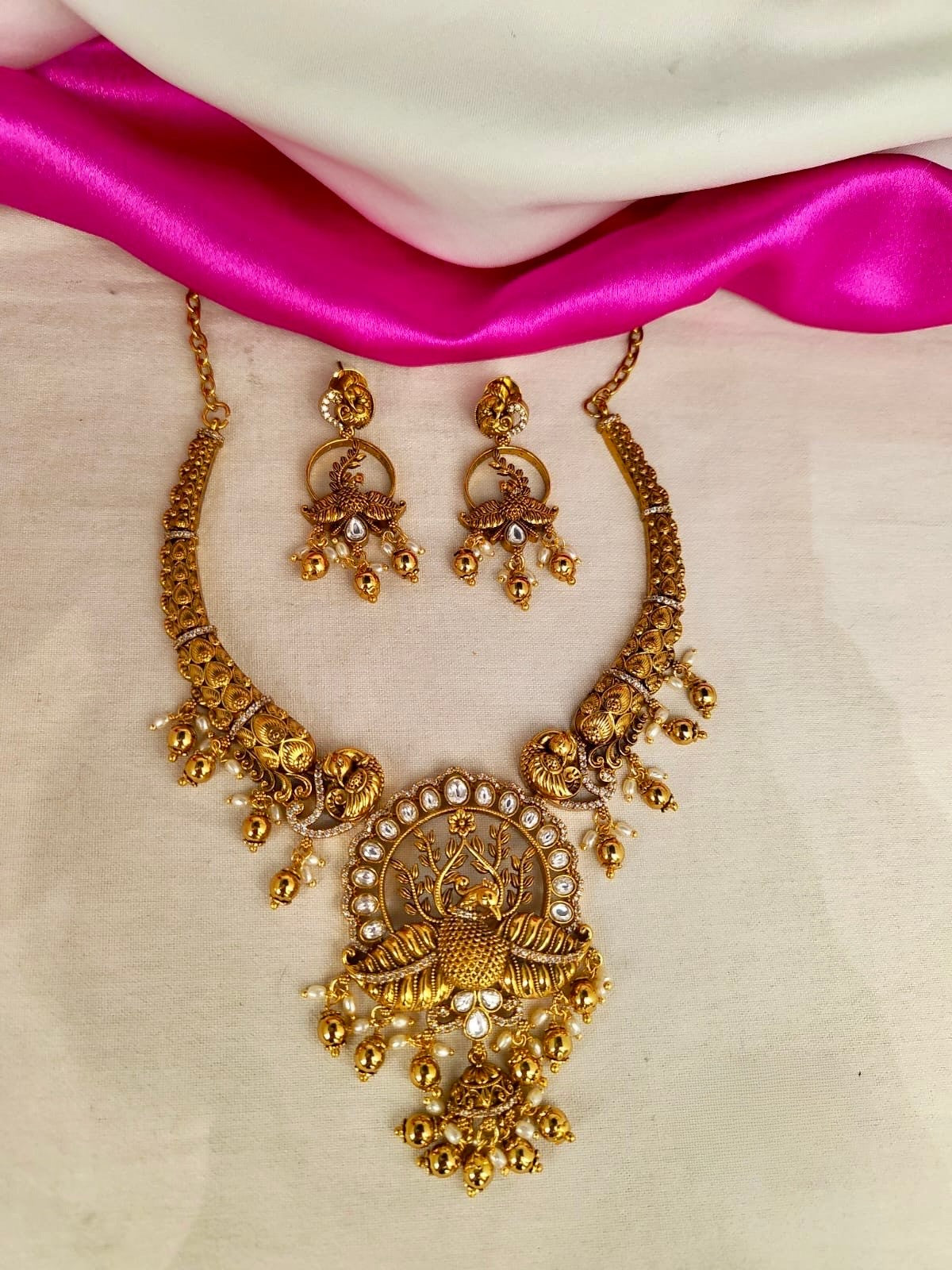 Peacock Design Kante Set With Earrings