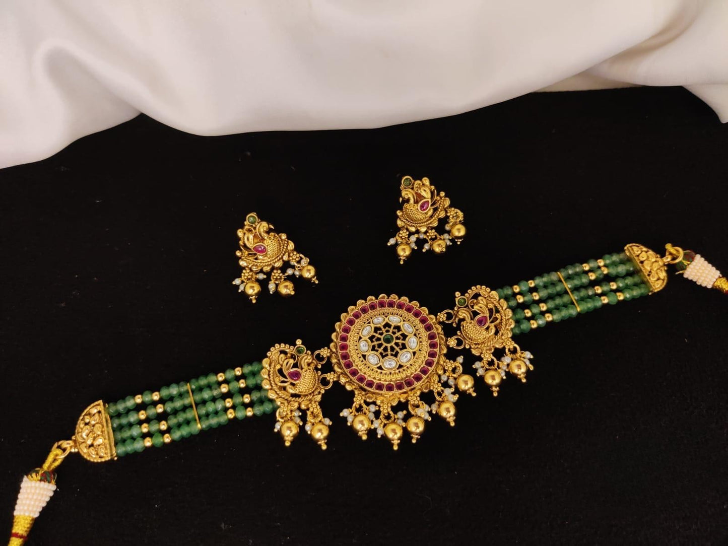 Green crystal beads choker with peacock earrings