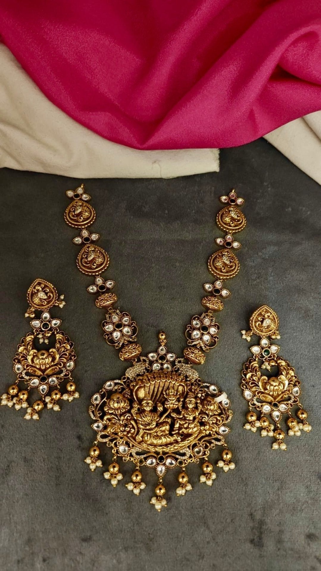 Nakshi Design Short Necklace Set with Chandbali Earrings