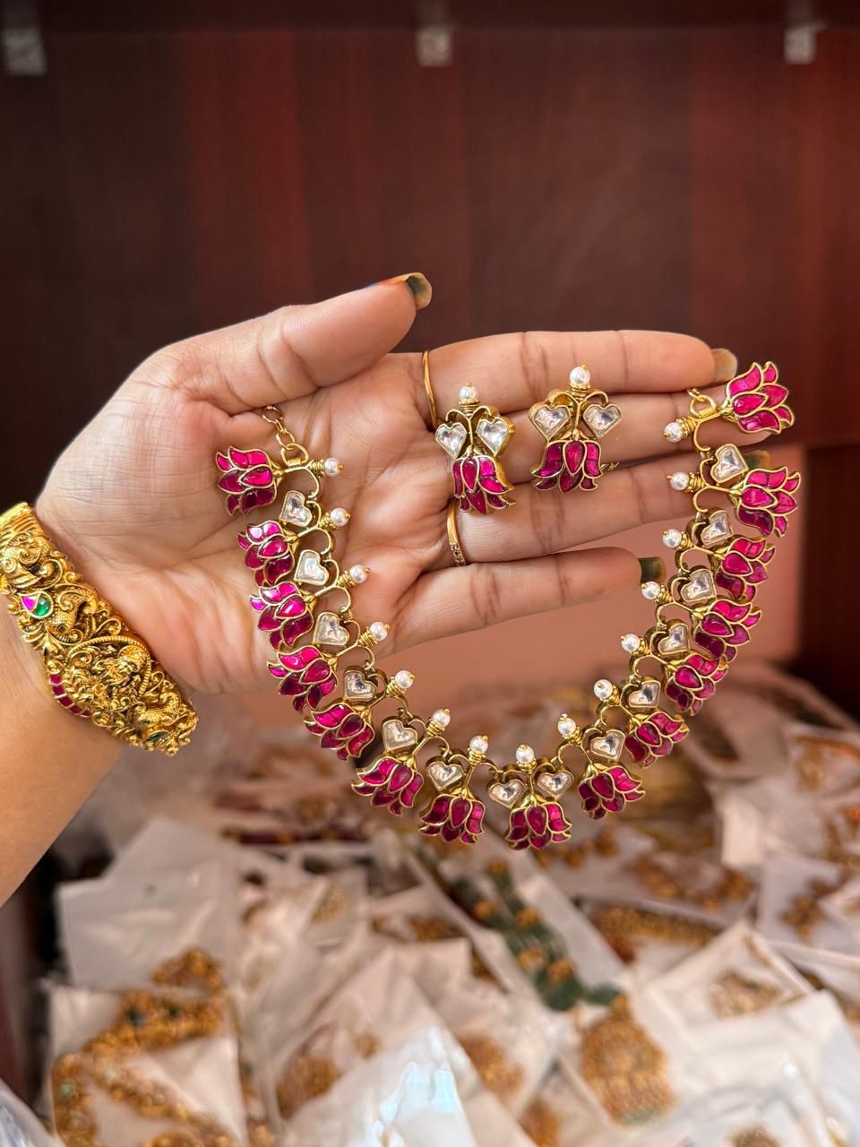 Lotus Design Jadau Kundan Short Necklace Set With Studs