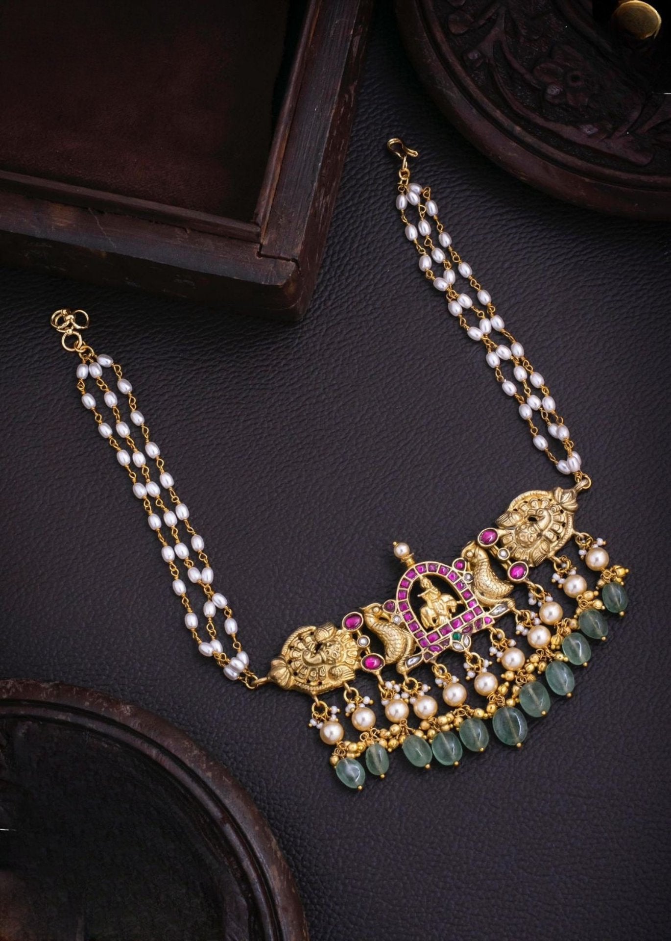 Jadau Kundan Pearls Choker Set- Krishna Design