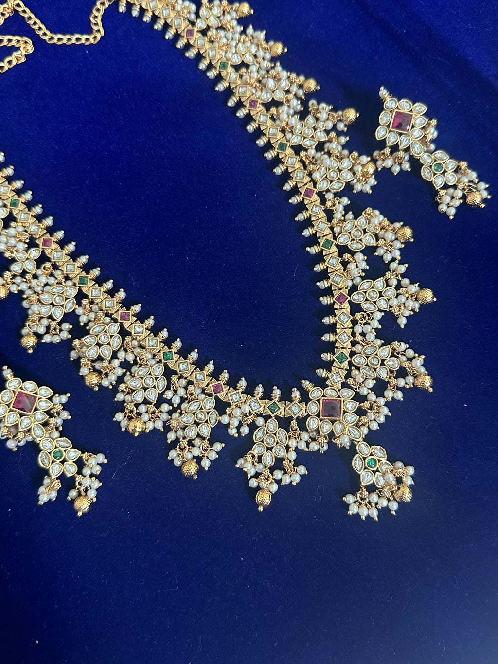 Long Guttapusalu Pearl Set with Earrings