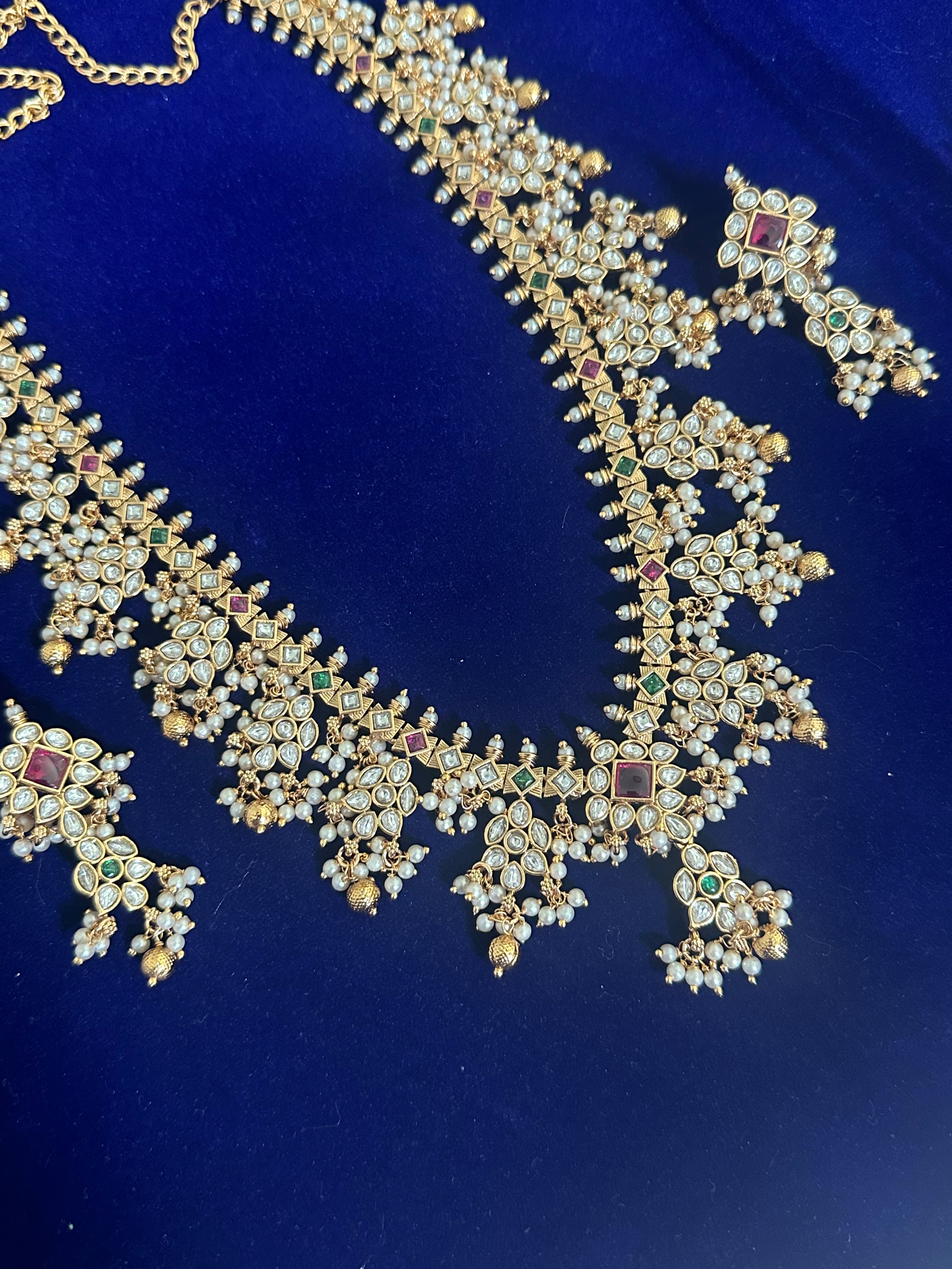 Long Guttapusalu Pearl Set with Earrings