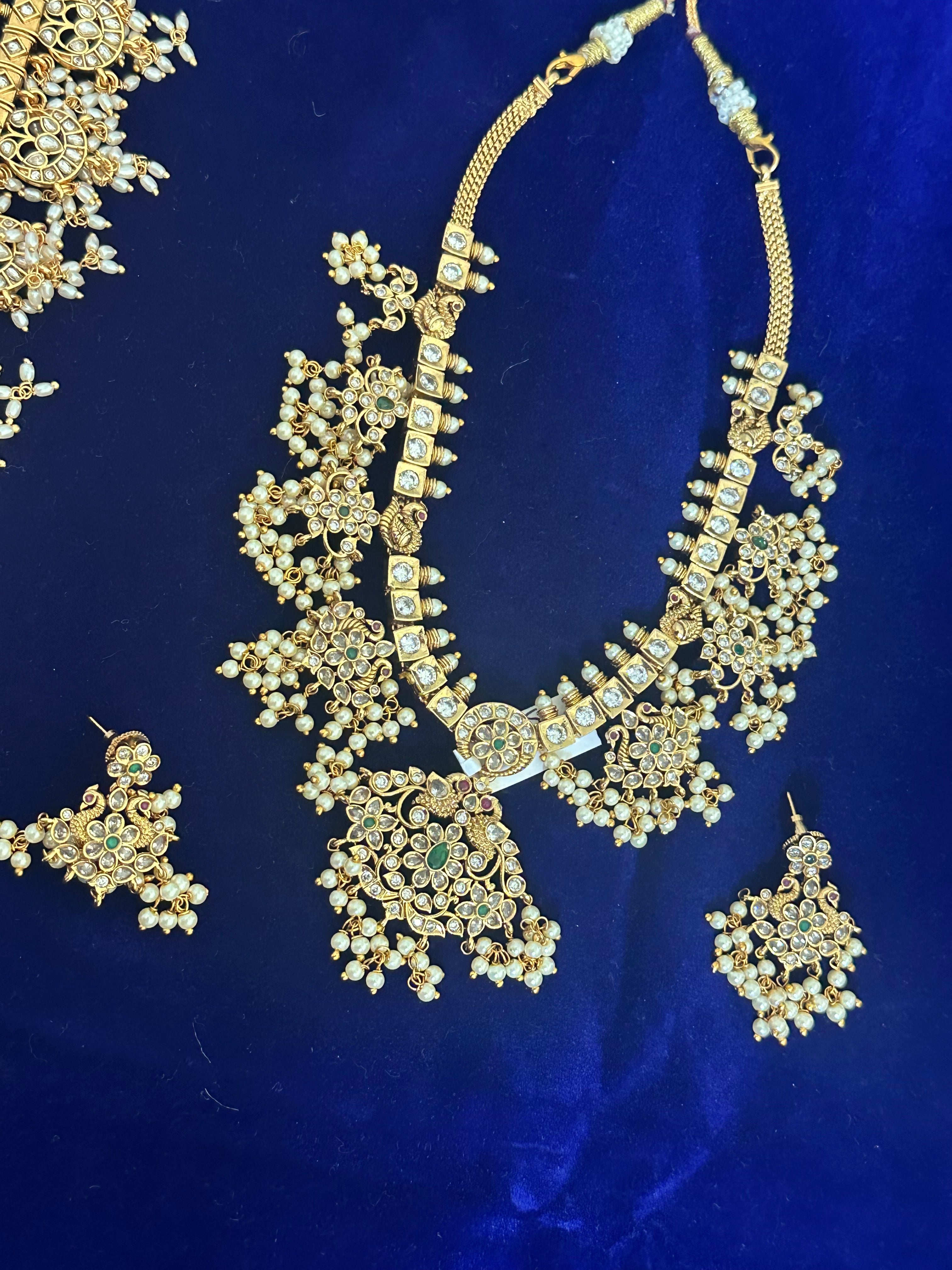 Traditional Design Short Guttapusalu Set with Earrings