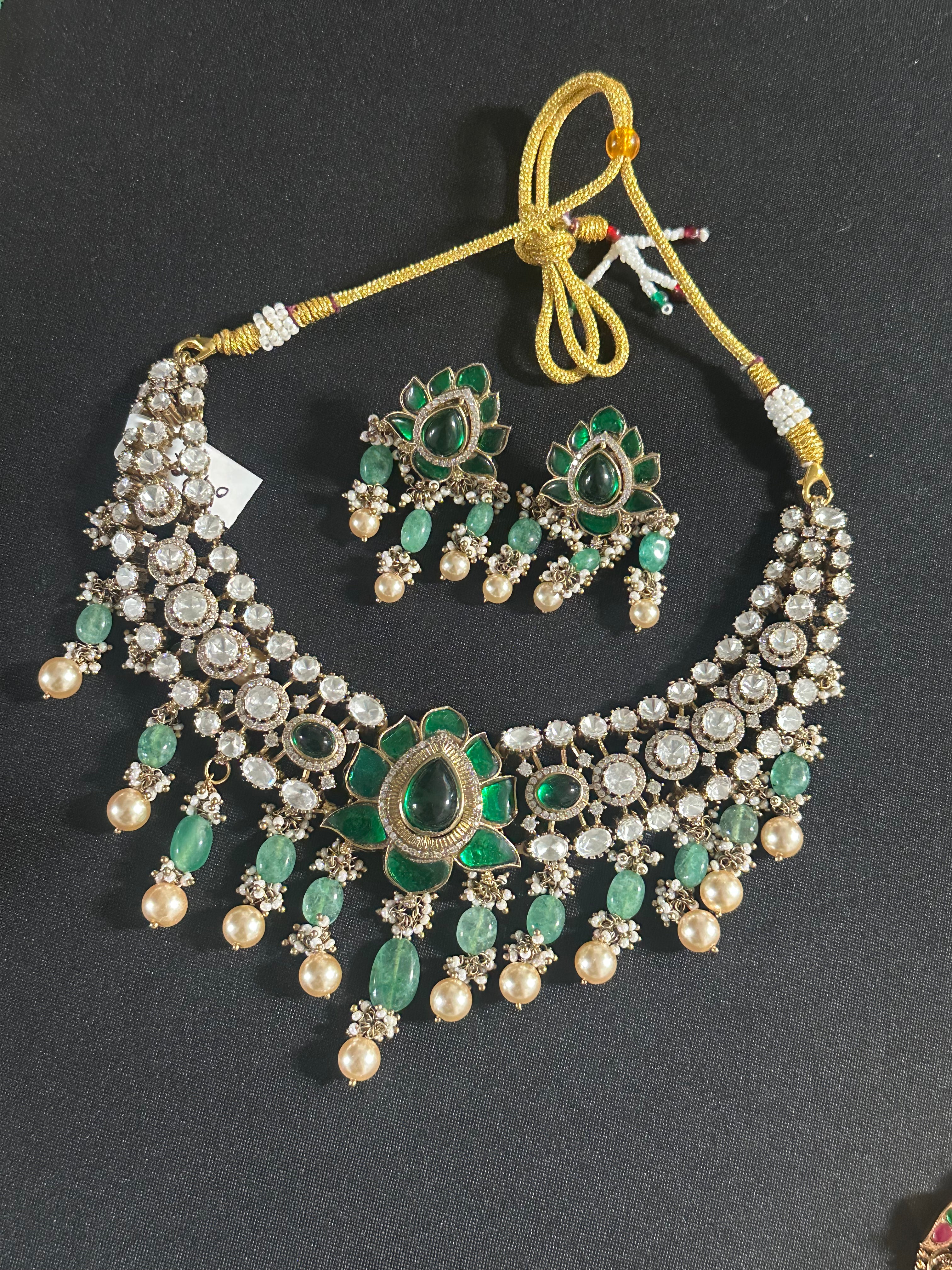 Green Mossionite Kundan Set With Earrings