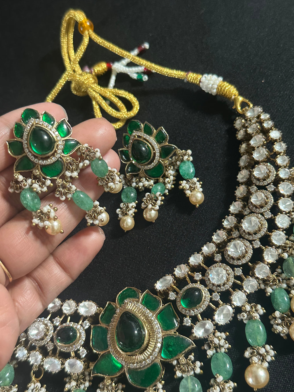 Green Mossionite Kundan Set With Earrings