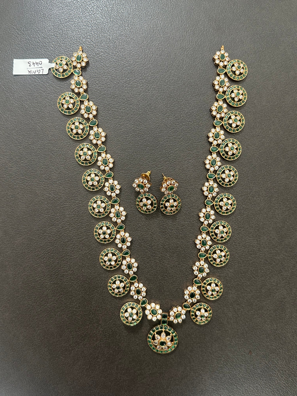 Traditional Coin Design Necklace Set With Earrings - Green