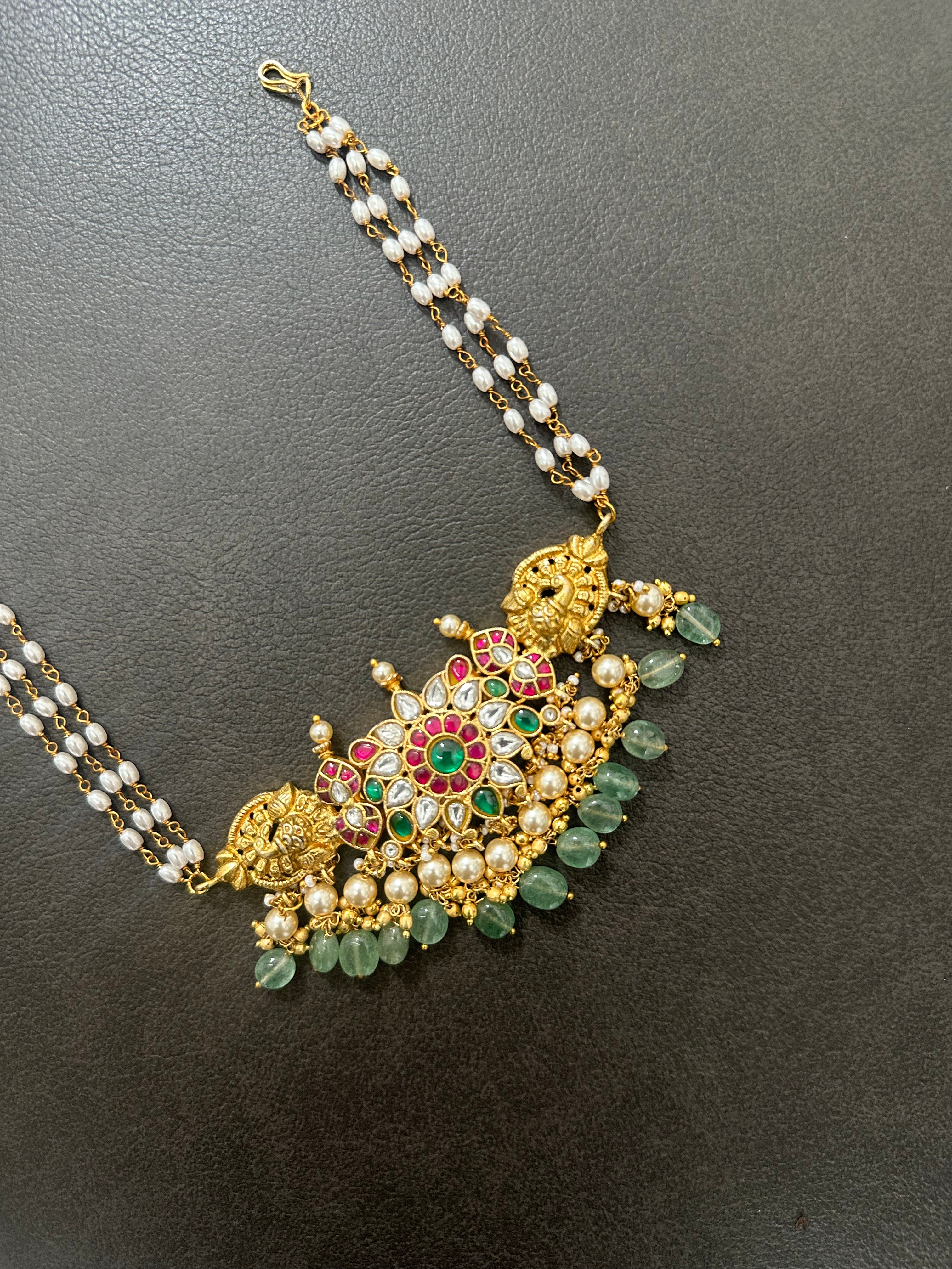 Jadau Kundan Pearls Choker Set