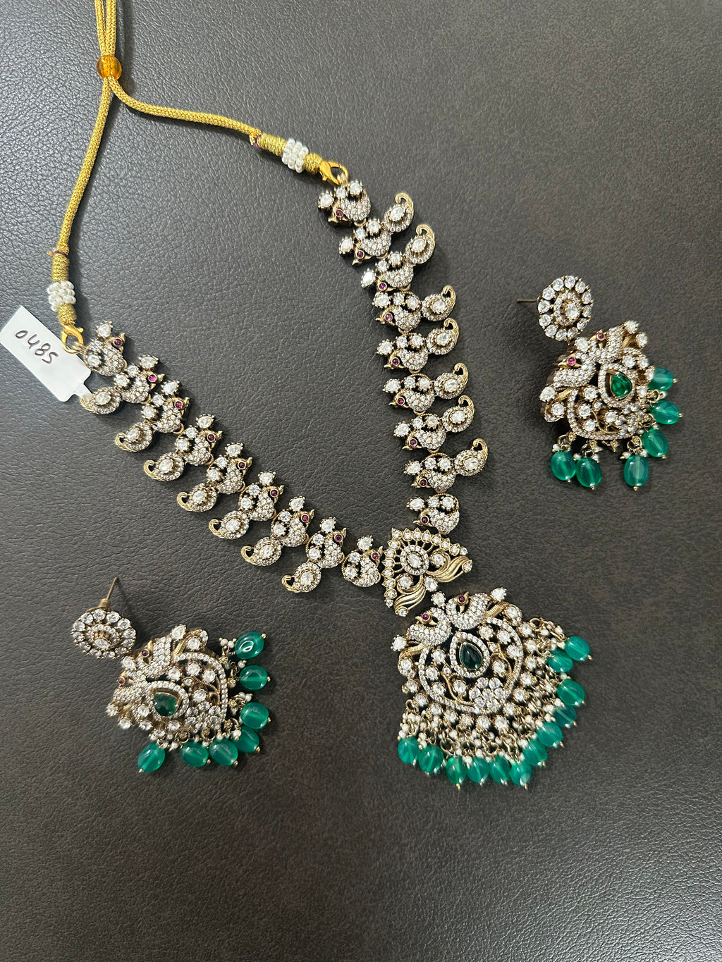 Green Mossonite Stone Necklace Set With Earrings