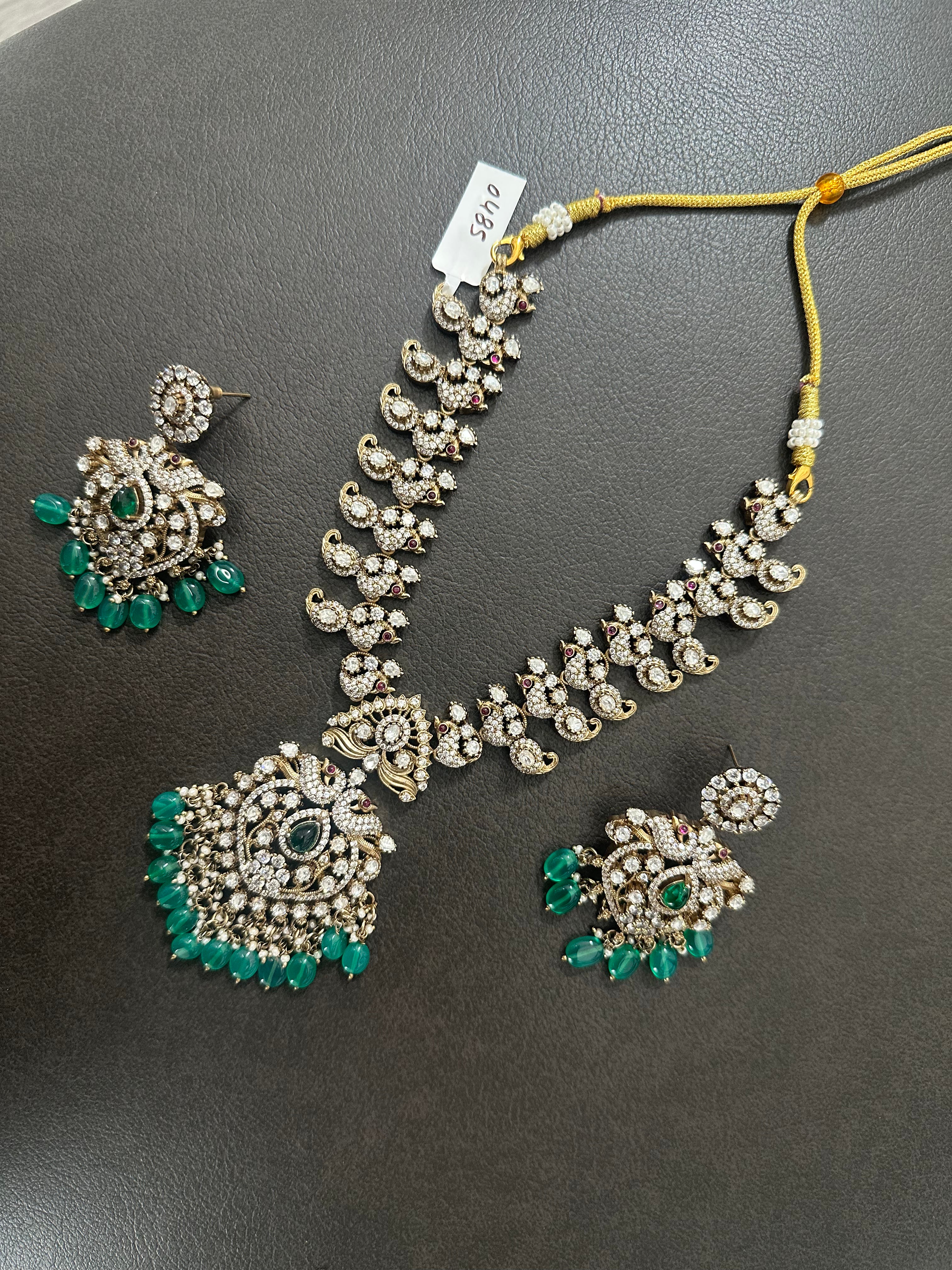 Green Mossonite Stone Necklace Set With Earrings