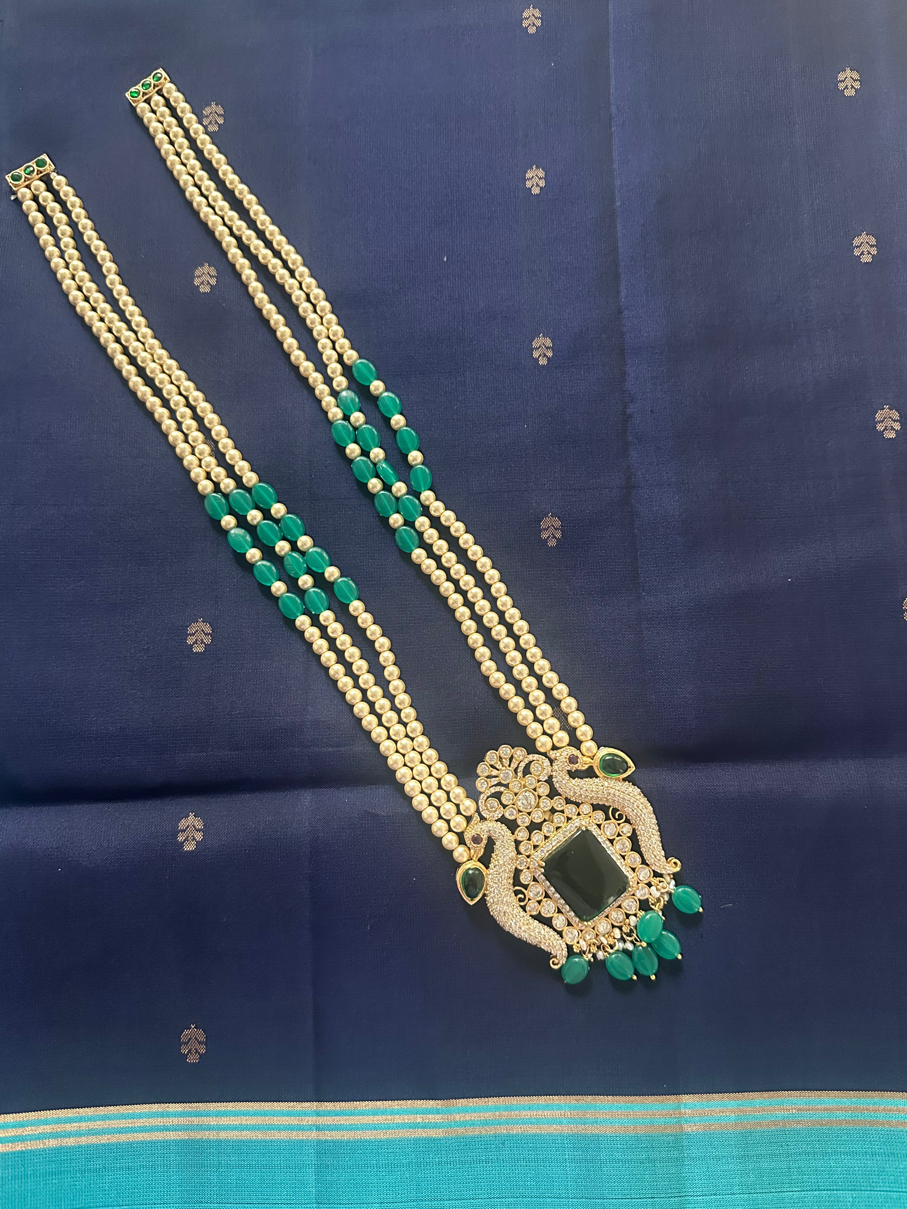 3 Strands Pearl Mala with Big pendant