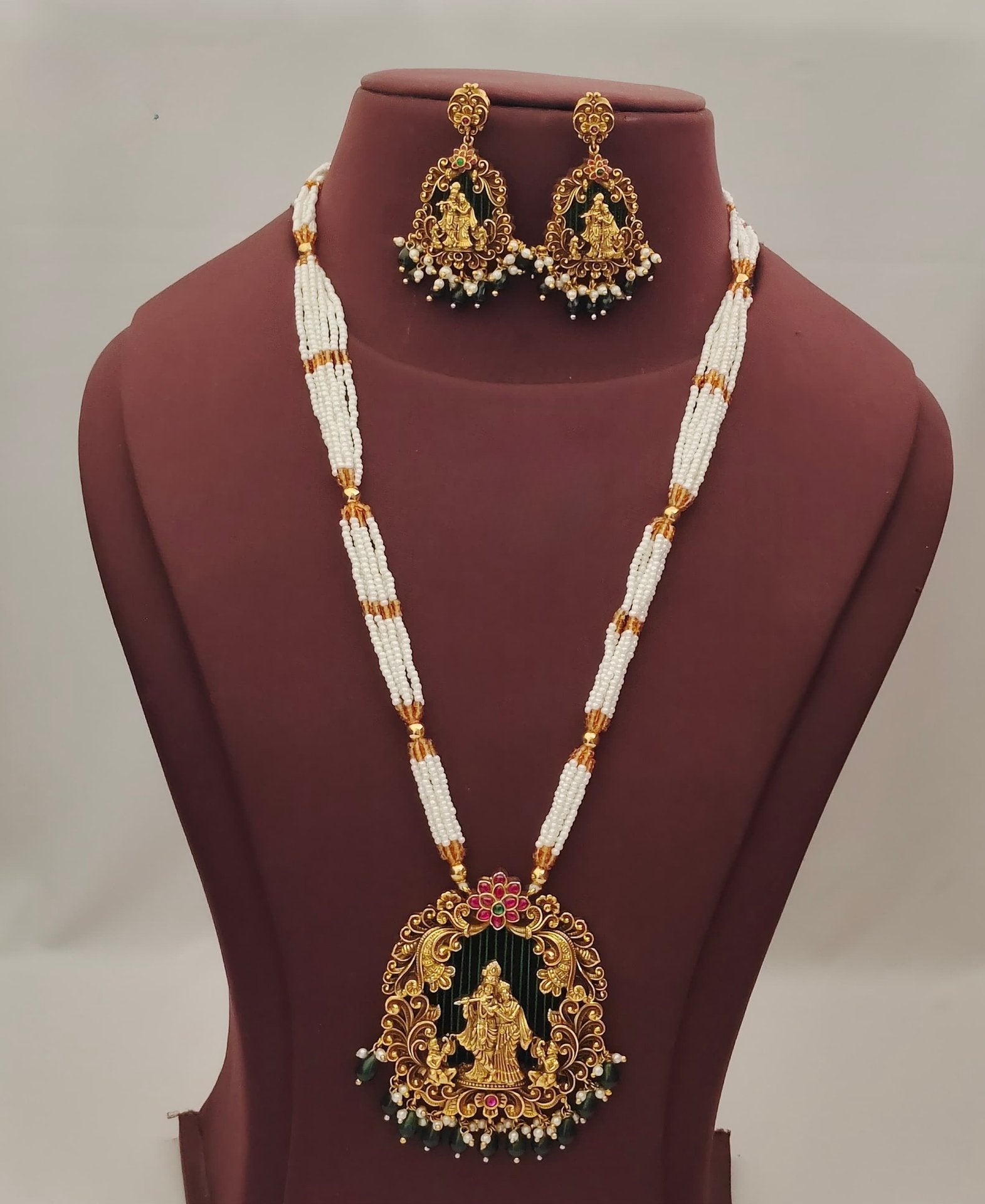Radha krishna Pendant Pearl Mala With Earrings