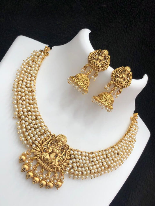 Pearl cluster Lakshmi neckace set