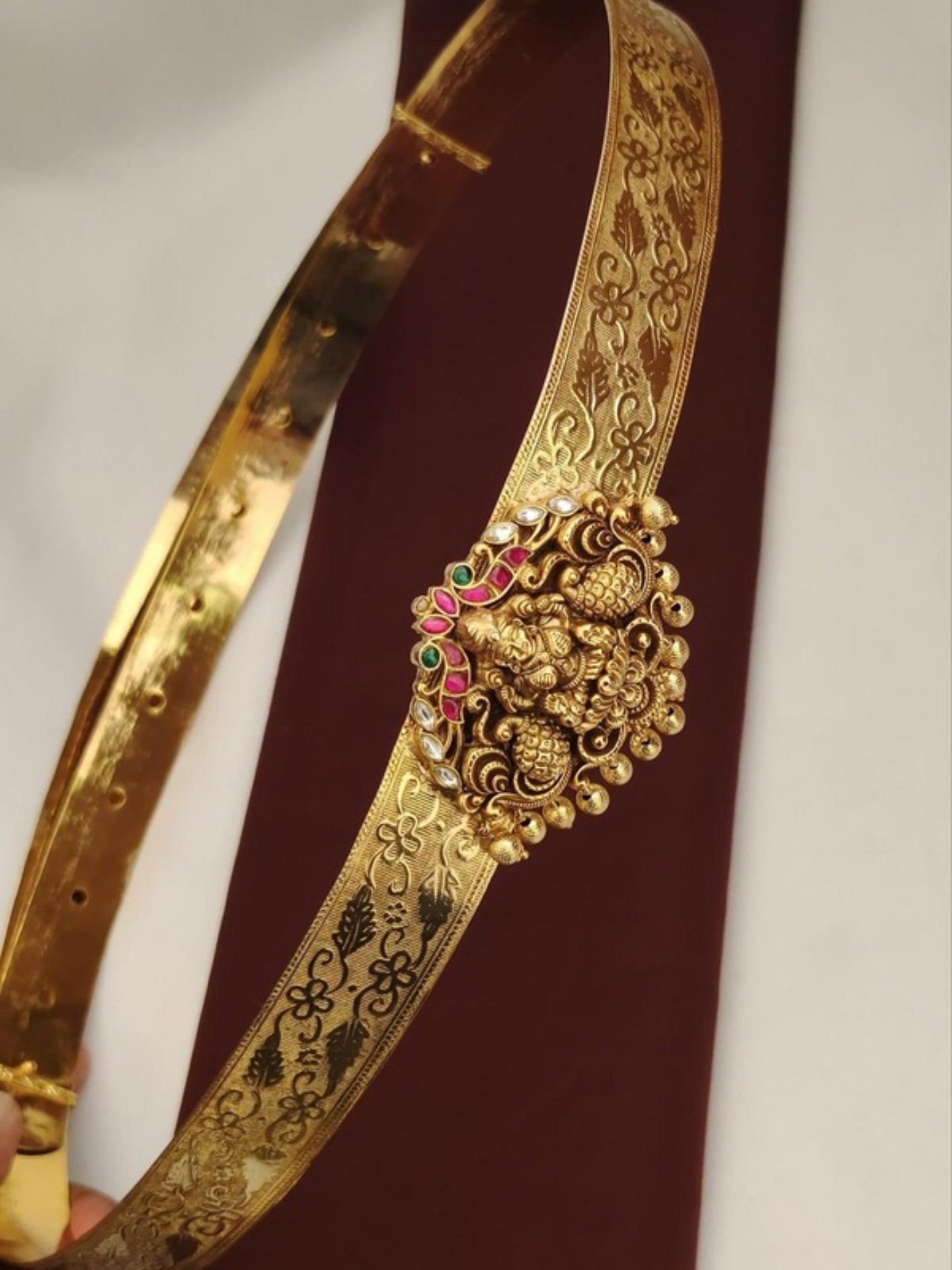 Hip belt for adults- Lakshmi pendant