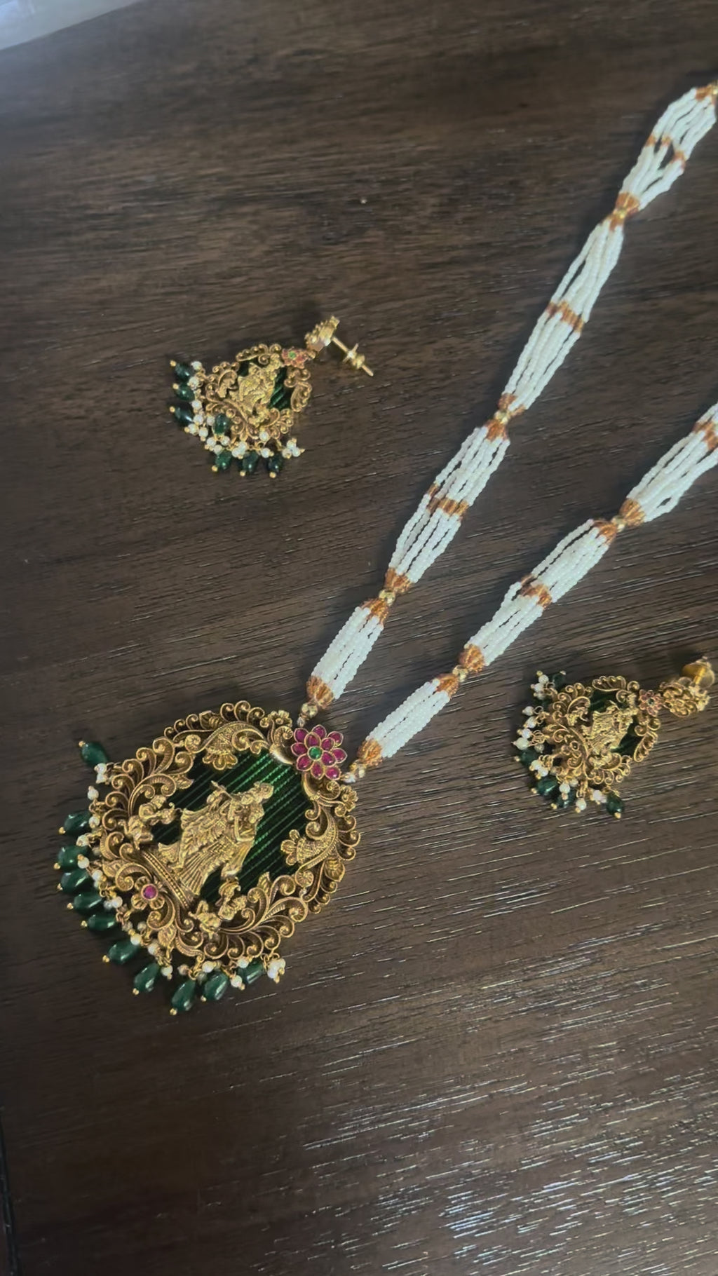 Radha krishna Pendant Pearl Mala With Earrings
