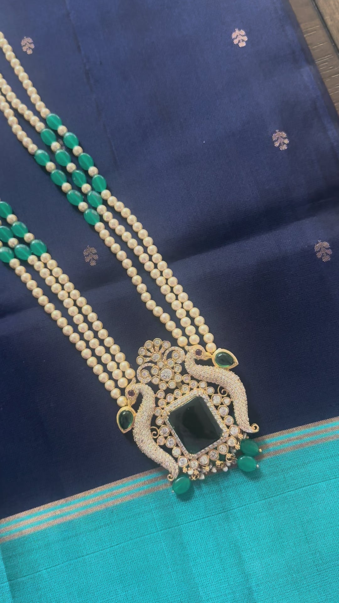 3 Strands Pearl Mala with Big pendant
